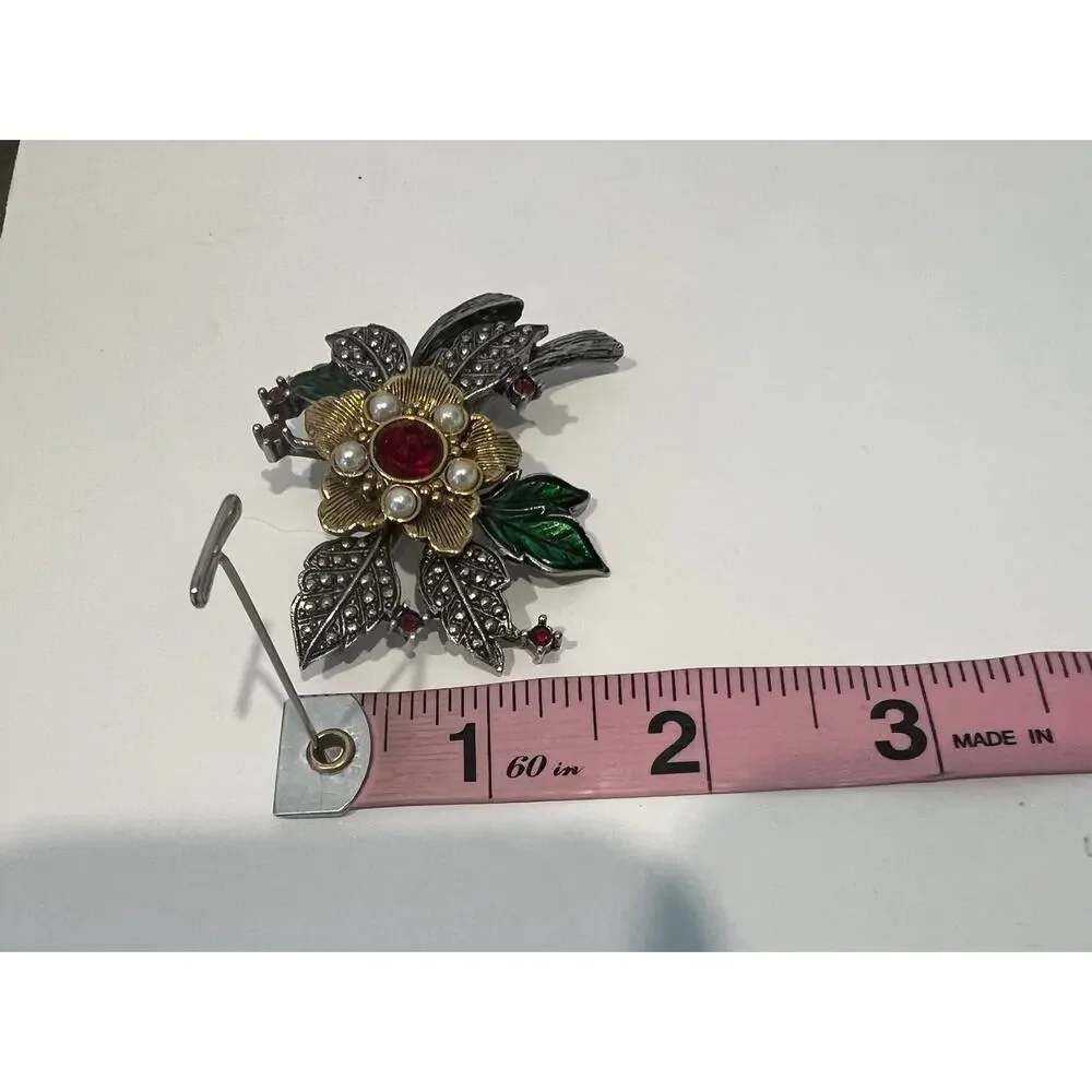 Avon Vintage Christmas‎ Floral Red Green Faux Pearl Brooch Pin - Picture 5 of 6